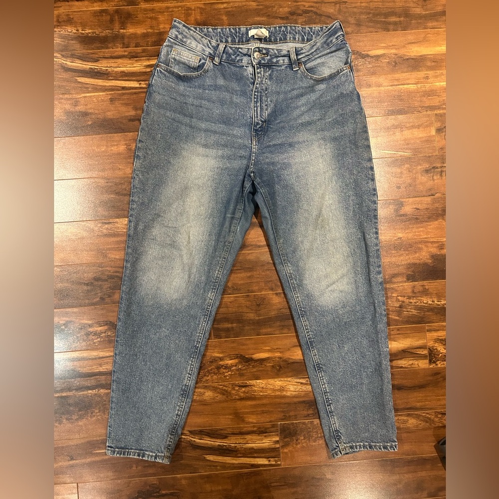 H&M Classic Blue Boyfriend Jeans